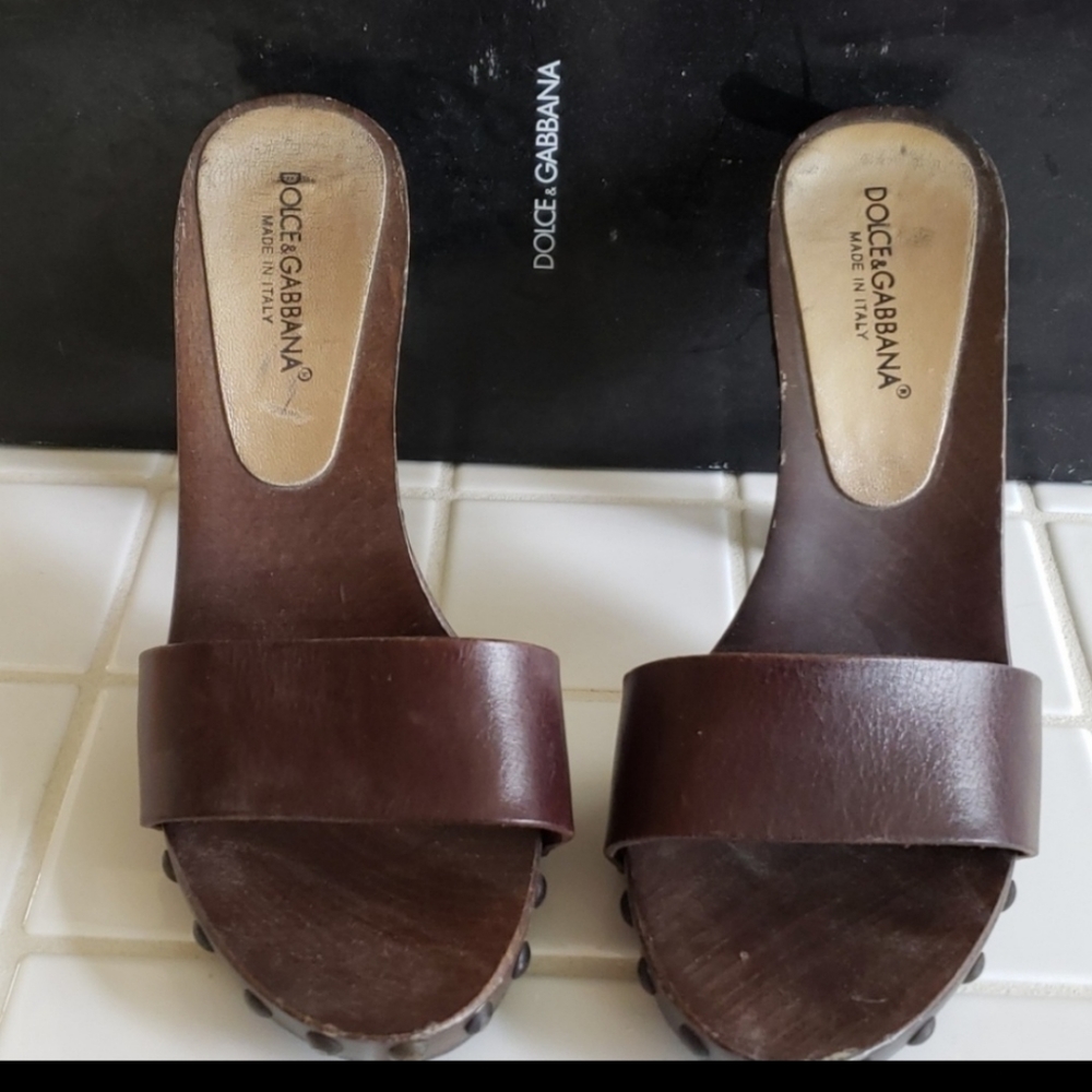 Dolce and Gabbana wood and studded mule